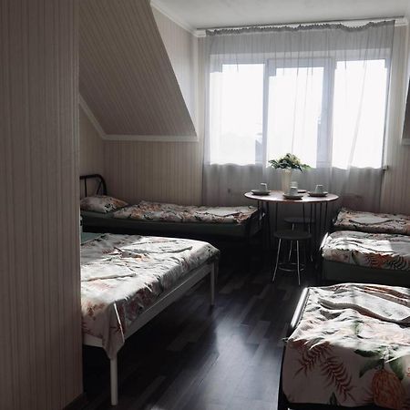 Vip Hostel Mukaczewo Zewnętrze zdjęcie